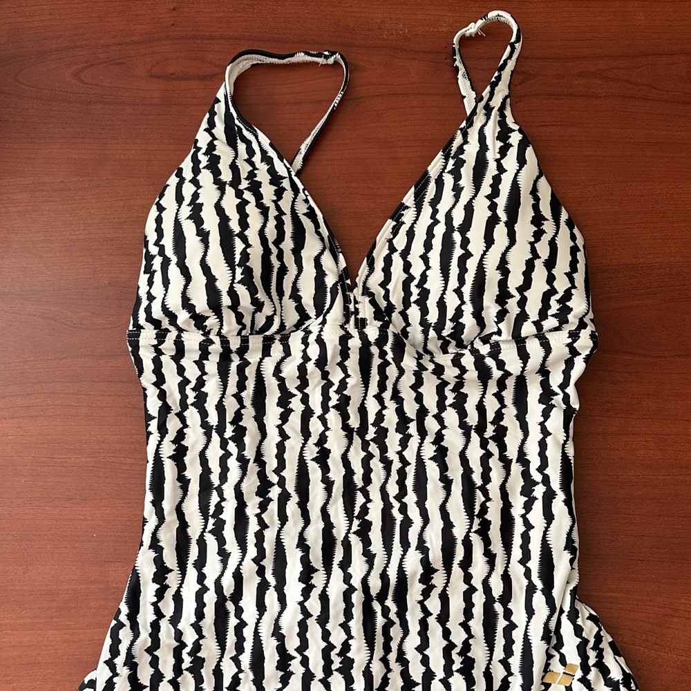 NWT Arena Swim Suit